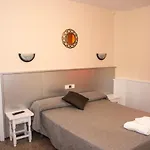 Guest house Emporda