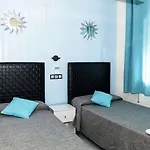 Guest house Emporda Castello  D'Empuries