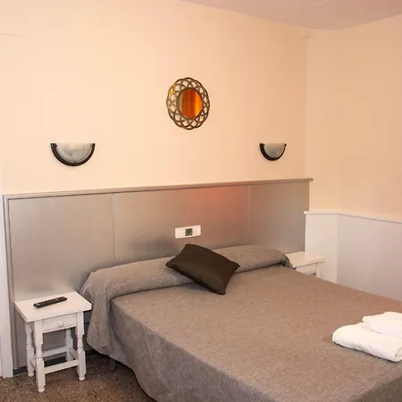 בית הארחה Emporda 3*
