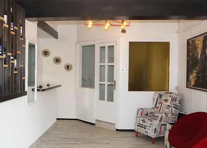 Emporda 3*